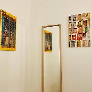  Apartment Downtown Apartment_sistina Italy